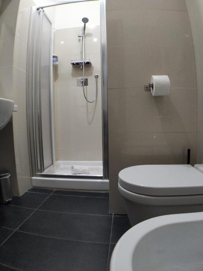 B&B Gaudium Colosseo โรม ภายนอก รูปภาพ